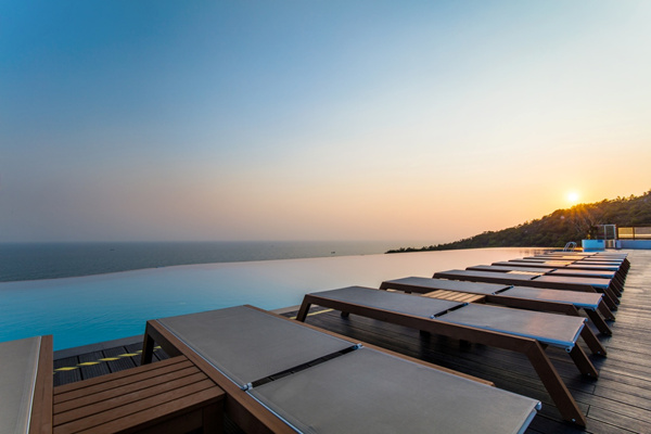 阳江北洛秘境度假酒店无边际泳池 阳江北洛秘境度假酒店无边际泳池